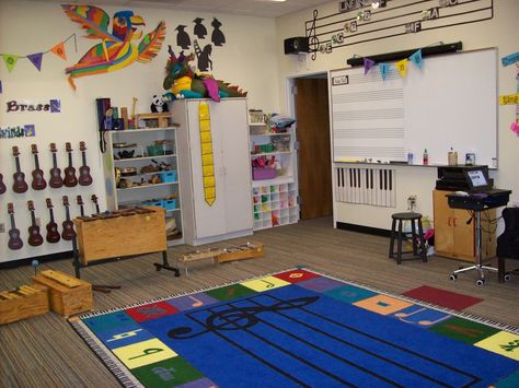 Kids Music Room, Beginning Of School Year, Music Classroom Organization, Music Classroom Management, Orff Music, Music Classroom Decor, Music Room Decor, Clinic Interior Design, Sweet Dog