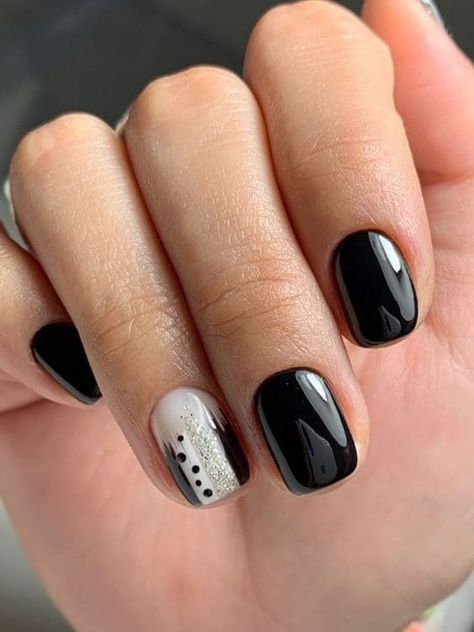 Black Tie Event Nails Classy, Black Nails With Accent, Nail Ideas Black, Black Nails Ideas, Classy Black Nails, White Short Nails, Adorable Nails, Black And White Nail, Black Gel Nails