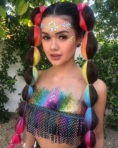 Festival Outfits Music, Rave Braids Festival Hair, Edc Makeup, Festival Hair Braids, Rave Hairstyles, Rave Braids, Make Carnaval, Soccer Hair, Festival Braids