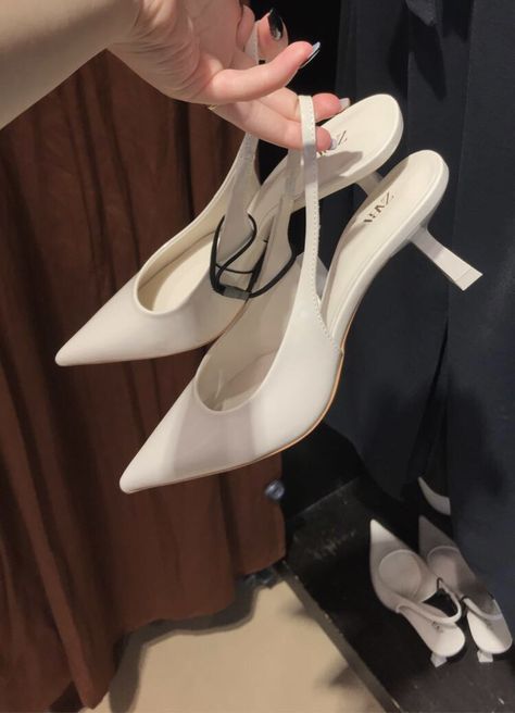 #shoes #shopping #white #highheels #zara #styleinspiration #inspiration #styleideas #aesthetic Zara White Heels, Zara Heels Aesthetic, Zara Shoes 2024, Shoes Heels Prom, Prom Outfit, Heels Prom, Prom 2024, Zara Heels, Shoes Shopping