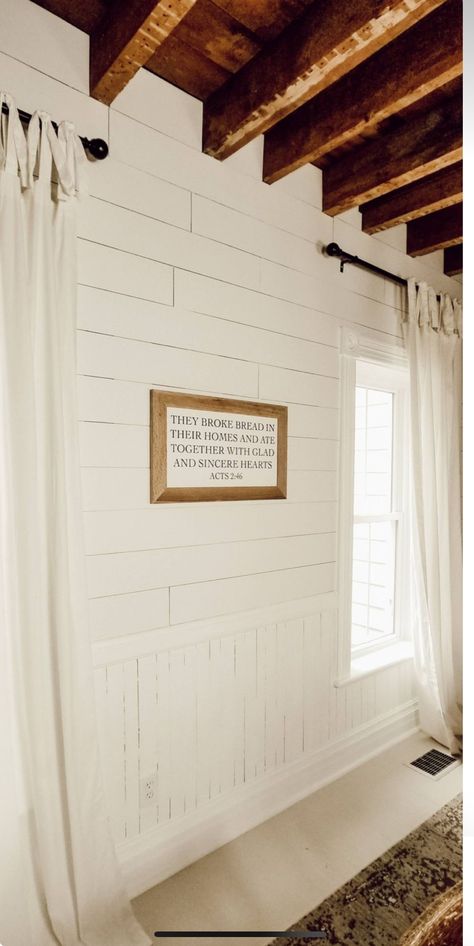 Best Farmhouse White Paint Colors, Best Shiplap Paint Color, White Interior Paint Colors, Hygge Paint Colors, Shiplap Paint Color, Farmhouse Wall Colors, Best White Paint Colors, Farmhouse Paint Colors Interior, Clever Decor