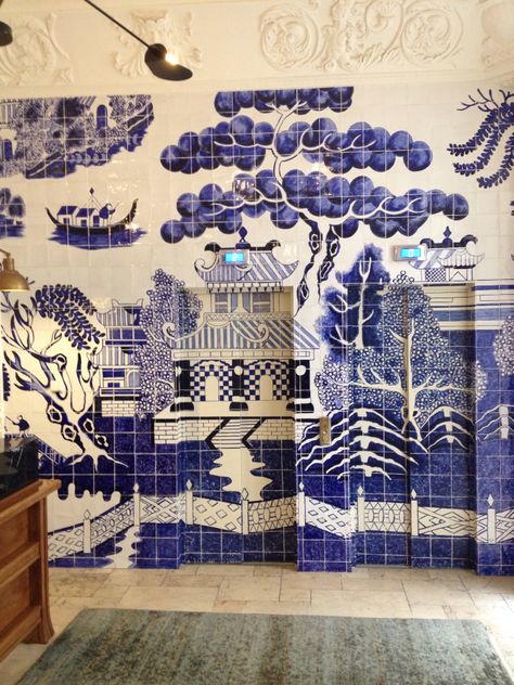 Best hotel in madrid @onlyyouhotels #onlyyouhotelmadrid Blue Willow China, Hotel Lounge, Blue And White Chinoiserie, Chinoiserie Chic, Willow Pattern, Tile Murals, Blue Willow, White Tiles, Wall Treatments