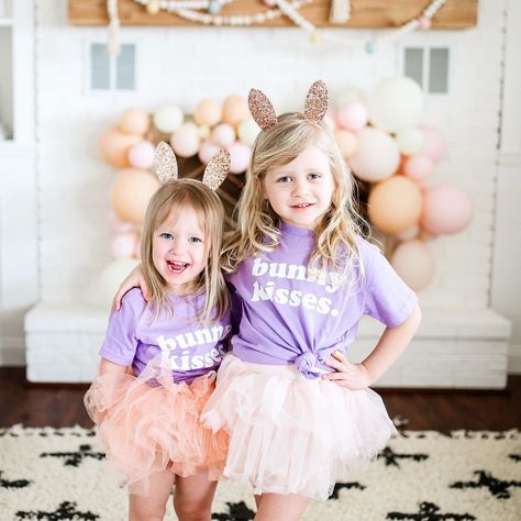 r a v e n on Instagram: “Bunny babes 🐰🐰 (alternate caption: bangs + balloon garlands 😍)” Easter Sibling Pictures, Easter Girl Outfits, Raven Vasquez, Easter Tutu Outfit, Iloveplum Tutu, Dresses For Easter, Kids Easter Outfits, Easter Tutu, Easter Photoshoot