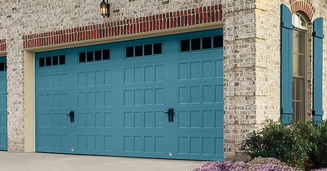 Amarr's Color Zone allows you to choose from hundreds of Sherwin-Williams SnapDry™ paint colors for your garage doors. Explore your many options. Teal Garage Door, Blue Garage Door, Blue Garage, Garage Door Colors, Garage House, Door Color, Garage Door, Image House, Sherwin Williams