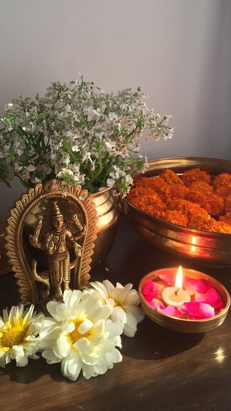 Murugan Aesthetic, Diwali Aesthetic Decor, Pooja Aesthetic, Puja Decoration At Home, Indian Room, Diwali Decorations At Home, India Home Decor, Indian Living Rooms, Ethnic Home Decor