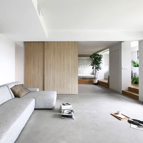 Dezeen's top 10 home interiors of 2018: House in a Flat Modern Partition, Interior Design Singapore, Sala Grande, Flexible Space, Minimalist Apartment, Flat Interior, Open Space Living, Interior Living Room, Partition Design