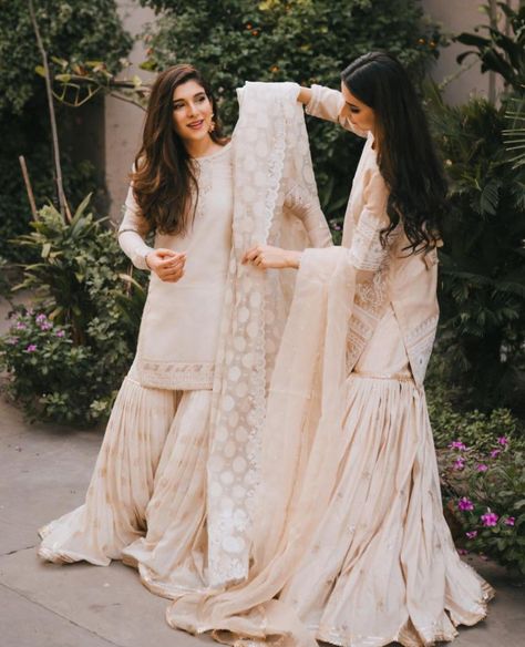 Wedding South Indian, Mohsin Naveed Ranjha, Bridal Shots, Eid Dress, Nikah Dress, Shadi Dresses, Desi Wedding Dresses, Nikkah Dress, White Bridal Dresses