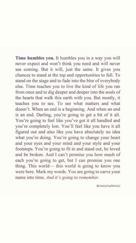 #frasespositivas #frasesinspiradoras Life Humbles You, Shell Top, What’s Going On, Poetry Quotes, Note To Self, Pretty Words, Food For Thought, Beautiful Words, Mantra