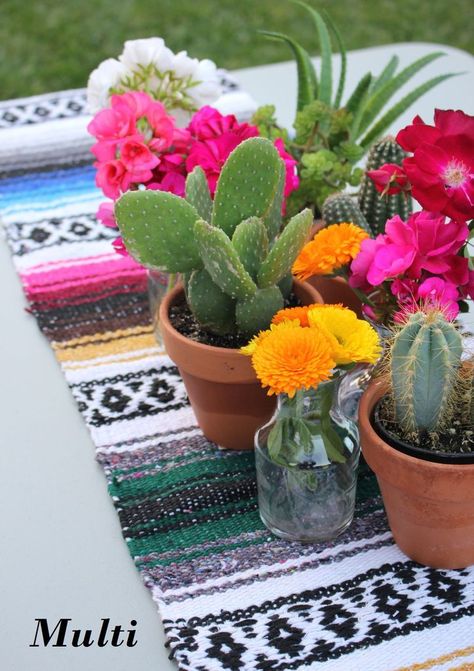 Fiesta Table, Mexican Table Runner, Mexican Babies, Fiesta Bridal Shower, Mexican Table, Mexican Fiesta Party, Fiesta Birthday Party, Mexican Birthday, Fiesta Wedding