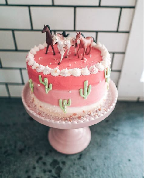 Pink Western Cake, Cowgirl Birthday Cakes, Western Birthday Cakes, Western Cake, Horse Birthday Cake, Cowgirl Cakes, Rodeo Birthday Parties, 1st Rodeo, Horse Birthday Parties