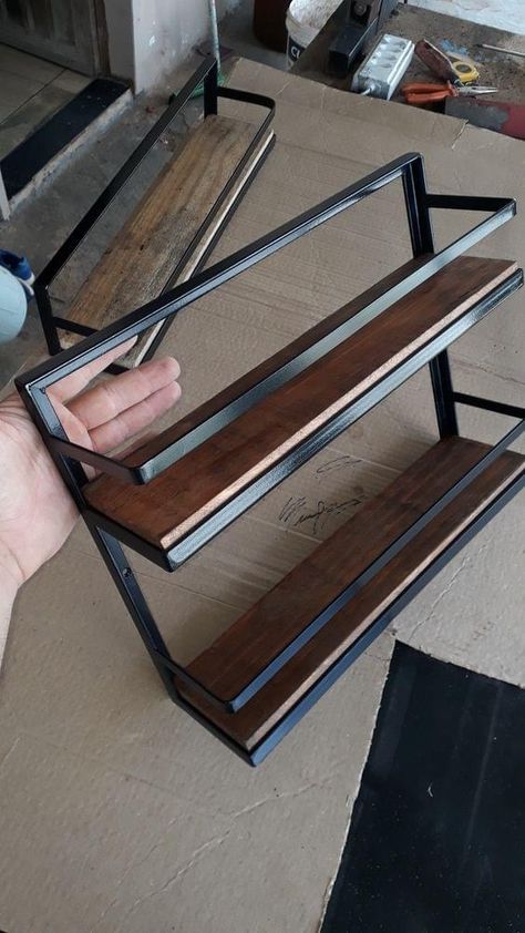 Simple Metal Projects, Metal Projects Welded Furniture, Welded Shelves, Iron Furniture Design, Steel Furniture Design, Welded Furniture, Industrial Design Furniture, Metal Furniture Design, Beginner Woodworking Projects