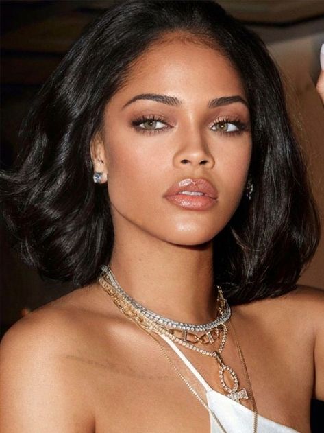 Face Morph Celebrity, Faceapp Face Claim, Rihanna Face, Face Morph, Biracial Women, Pretty Brown Eyes, Honey Brown Hair, Makeup For Black Women, Beautiful Lips