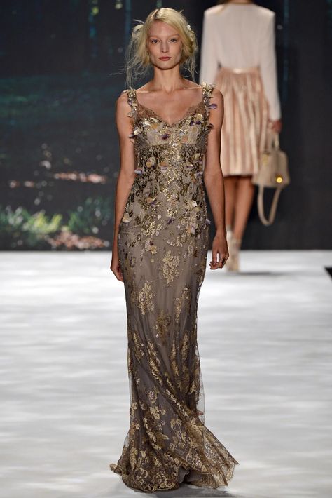 Party Dresses Uk, Hot Lingerie, Couture Mode, Stunning Gowns, Gorgeous Gowns, Badgley Mischka, Beautiful Gowns, Fashion Week Spring, Primavera Estate