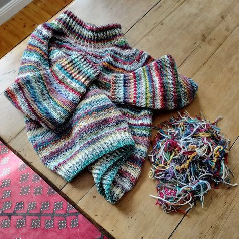 Heidi Corfitsen on Instagram: "I forgot to add these pics of all the pesky ends from my colourful scrap yarn sweater inspired by #thenolimitssweater by @laerkebagger when I posted myself wearing the finished sweater! Proof of my determination - or crazy obsession with a neat finish - to weave every single one of them in on the inside of the sweater instead of tying knots! 😆💜💚💙💛🧡 All done and dusted! 😜 #knityourstyle #knitincolour #knittersofinstagram #chunkyknit #slowfashion #sustainablef Chunky Scrap Yarn Sweater, Scrap Knitting Sweater, Leftover Yarn Sweater, Scrap Sweater Knit, Scrappy Sweater Crochet, Scrap Yarn Sweater Knit, Scrap Knitting Projects, Crochet Scrap Sweater, Scrap Yarn Knitting Projects