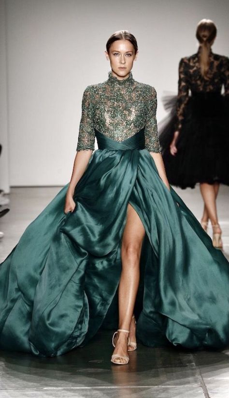 Wedding Guest Fashion, Outfit Indian, September Fashion, Fashion Palette, Wedding Guest Style, Trendy Wedding Dresses, Cocktail Gowns, Fashion Gowns, Green With Envy