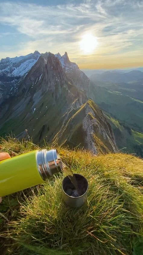 beautifuldestinations on Instagram: Nothing gets better than @sebpic_'s setup in the mountains, especially with tea served hot and panoramic views of Appenzell. 😌🍵 The Swiss… Mountain Love, Having Coffee, Hiking Places, Quick Dip, Video Nature, Nature Camping, Lake Bled, Virtual Travel, Adventure Aesthetic