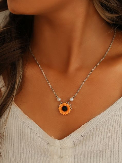 Silver Fashionable   Zinc Alloy  Pendant Necklaces Embellished   Jewelry Sunflower Accessories, Sunflower Charm, Art Scarves, Sunflower Necklace, Scarf Rings, Pearl Decor, Boutique Collection, Real Pearls, Anklet Bracelet