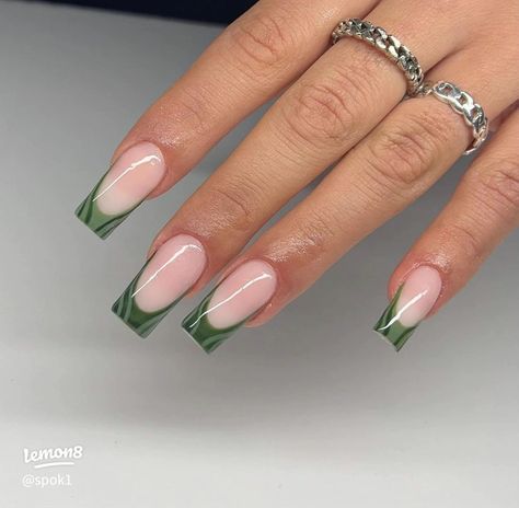 Unghie Sfumate, Green Acrylic Nails, French Tip Acrylic Nails, Her Nails, Acrylic Nails Coffin Short, Square Acrylic Nails, Classy Nails, Pretty Acrylic Nails, Fancy Nails