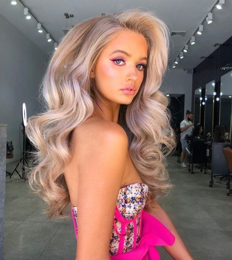 Barbie Prom Hair, Barbie Wedding Hair, Barbie Hair Inspiration, Barbie Hair Ideas, Barbie Hair Color, Barbie Inspired Hair, Light Purple Hair Dye, Barbie Blonde Hair, Hair Special Occasion