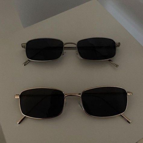 Classy Glasses, Estilo Hippy, Cool Glasses, Fashion Eye Glasses, Guys Clothing Styles, Stylish Glasses, Girly Jewelry, Mens Accessories Fashion, Black Sunglasses