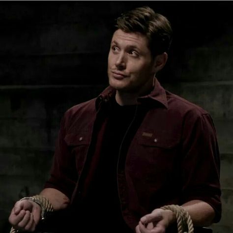 Demon!Dean Demon Dean Winchester, Supernatural Screencaps, Demon Dean, Supernatural Bunker, Supernatural Actors, Paint It Black, Supernatural Dean Winchester, Supernatural Dean, Supernatural Cast