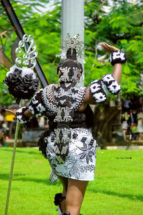 Akwa Ibom Bride, Efik Bride, Maiden Outfit, Gowns Reception, Igbo Bride, Black Men Fashion Urban, Bride Attire, Traditional Marriage, Cross River