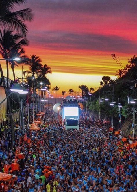 Carnaval Salvador, Brazil Carnival, City Photography, Countries Of The World, Amazing Destinations, Rio De Janeiro, Happy Places, South America, Places To Travel