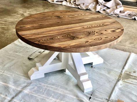 Round Farmhouse Coffee Table, Round Coffee Table Diy, Round Farmhouse Table, White Round Coffee Table, White Round Tables, Farmhouse Coffee Table, Modern Farmhouse Table, Circle Table, Diy Farmhouse Table