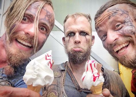 Vikings scream for ice cream.. except for Floki. #Vikings Peter Franzen, Floki Vikings, Viking Berserker, Gustaf Skarsgard, Valhalla Viking, Ragnar Lothbrok Vikings, Vikings Show, Viking Quotes, King Ragnar