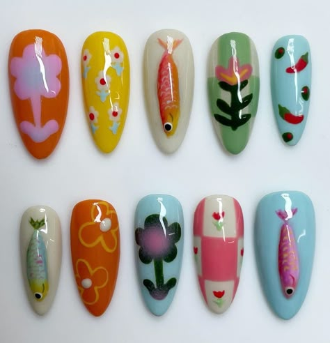 Fish Nail Art, Fish Nails, Inspired Nails, Pretty Gel Nails, Minimalist Nails, Funky Nails, Pretty Acrylic Nails, Nail Art Inspiration, Floral Nails