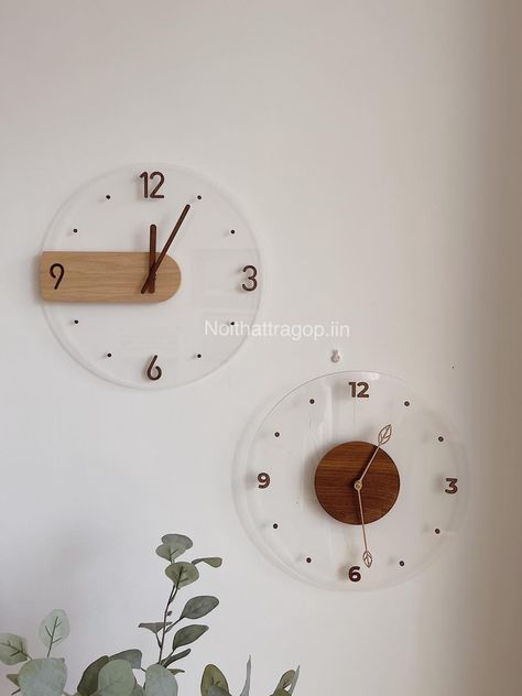 Aesthetic Home Accessories, Aesthetic Home Items, Cute Home Accessories, Smart Home Accessories, Random Aesthetic Stuff To Buy, Room Accessories Aesthetic, Aesthetic Room Decor Items, Aesthetic Clocks, Plexiglass Ideas