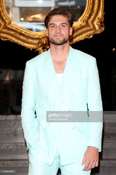 Corey Kispert is seen on the front row at the Dolce & Gabbana fashion... News Photo - Getty Images Corey Kispert, Dolce And Gabbana Fashion Show, Dolce And Gabbana Fashion, Milan Italy, Milan Fashion, Milan Fashion Week, Front Row, Fashion News, The Row