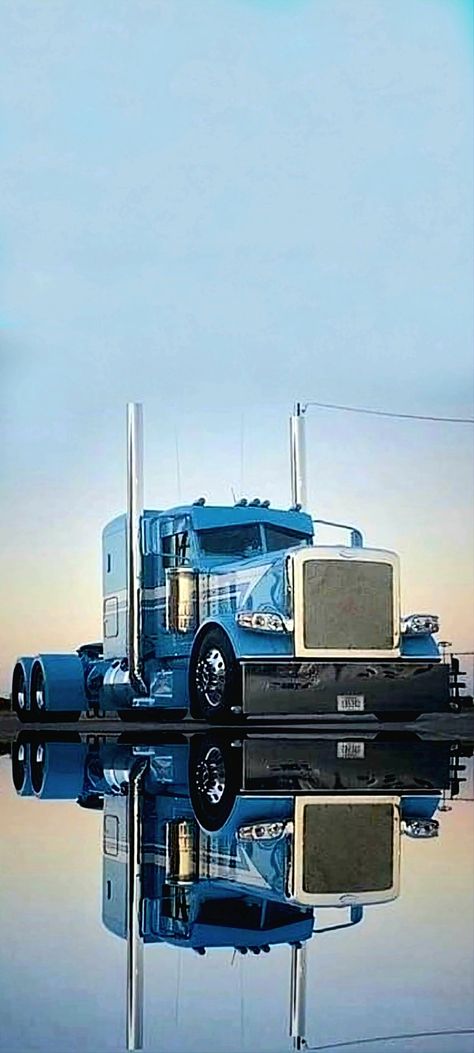 Peterbilt Trucks Wallpapers, Semi Truck Wallpaper, Truck Wallpaper, Custom Big Rigs, Peterbilt Trucks, Large Cars, Big Rigs, Big Rig, Semi Truck