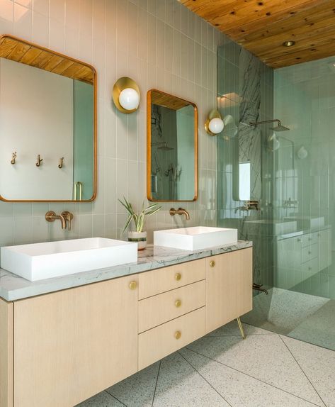 23 Midcentury Modern Bathroom Ideas | Hunker Scandinavian Bathroom Interior, Mid Modern Bathroom Ideas, Midcentury Modern Guest Bathroom, Bauhaus Bathroom Design, Mid Century Modern Primary Bathroom, Mid Century Modern Bathroom Remodel, Mid Century Master Bath, Mid Century Bathroom Lighting, Mcm Bathroom Remodel