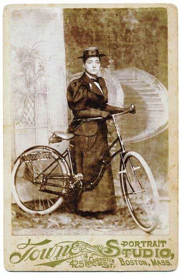 Annie Londonderry, Cycle Quotes, Newspaper Woman, Female Equality, Women Cyclists, Vintage Cycling, Tour Around The World, Female Cyclist, Symbols Of Freedom