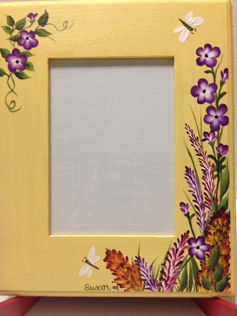 Diy Painted Picture Frames Ideas, Painting A Picture Frame, Painted Picture Frames Ideas, Photo Frame Painting Ideas, Painted Picture Frames Diy, Picture Frame Painting Ideas, Picture Frame Painting Ideas Diy, Mirror Frame Painting Ideas, Painting Picture Frames