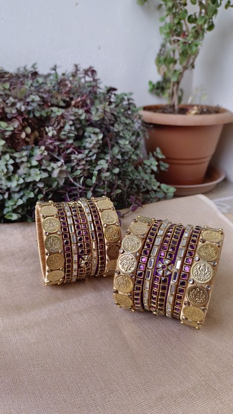 3d Kundan Bangles, Bangles Setting Ideas, Homemade Bangles, Embroidery Bangles, Aari Bangles, Silk Thread Earrings Designs, Bangle Making, Indian Bracelets, Fabric Bangles