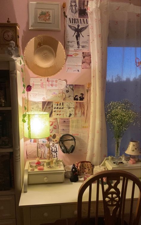 Bedroom Lighting Aesthetic, Pink Wall Bedroom Ideas, Angel Room Decor, Craft Room Aesthetic, Pink Walls Bedroom, Homes Aesthetic, Laundry Cabinet, Glass Ceilings, Coquette Room