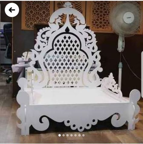 Mdf Ganpati Decoration, Tharmokol Craft Decoration, Makhar Designs, Ganpati Pandal, Pooja Chowki, Thermocol Craft, Styrofoam Art, Jaali Design, Ganpati Decoration At Home