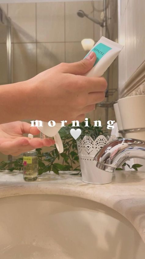 skincare routine Morning Routine 8 Am Wake Up, Night Routine 8:30, Morning Care Routine, Wake Up Videos In The Morning, 3:30 Am Morning Routine, My School Morning Routine, Morning Skin Care Routine Aesthetic, Winter School Morning Routine, 9:30 Am Morning Routine