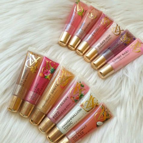 Lip Gloss Flavors, Y2k Lipgloss, Victoria Secret Lip Gloss, Makeup Utensils, Profumo Victoria Secret, Victoria Secret Body Spray, Victoria's Secret Perfume, Cute Nail Polish, Bath N Body Works