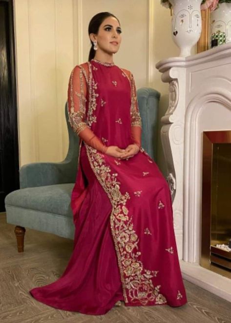 Velvet Bridal Dresses Pakistani, Party Wear Dresses For Women, Wedding Wear Dresses, Shadi Dress, Pakistani Party Wear Dresses, Shadi Dresses, Western Wedding Dresses, Pakistani Party Wear, Bridal Dresses Pakistan