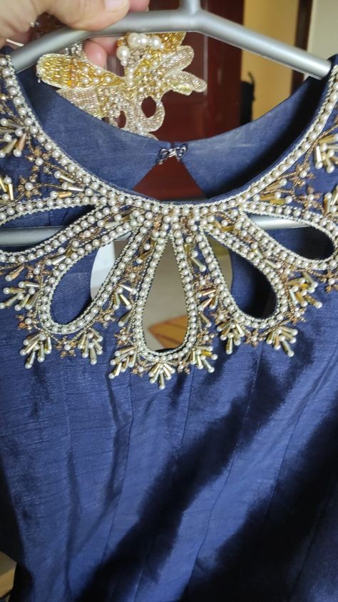 Zardosi Kurti Design, Fancy Gala Design, Pakistani Zardosi Work Dresses, Back Gala Design Suit, One Color Embroidery, Stone Work Kurti Design, Zardozi Embroidery Designs Pattern Kurti, Heavy Embroidery Suits Design, Elegant Eid Zari Work Embroidered Dress