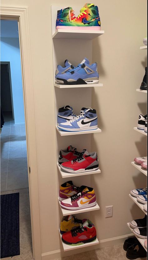 Sneakers On Wall Ideas, Jordan Room Ideas, Decor Room Ideas, Sneaker Room, Room Ideas For Men, Arm Tattoos For Guys Forearm, Soccer Room, Soccer Decor, Sneaker Closet