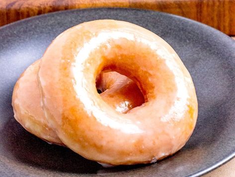 Krispy Kreme Glazed Doughnuts (Copycat) Recipe - Dinner, then Dessert Krispy Kreme Copycat Recipe, Popcorn Recipes Caramel, Dinner Then Dessert, Krispy Kreme Donuts, Krispy Kreme Doughnut, Donut Muffins, Glazed Doughnuts, Recipe Email, Filled Donuts