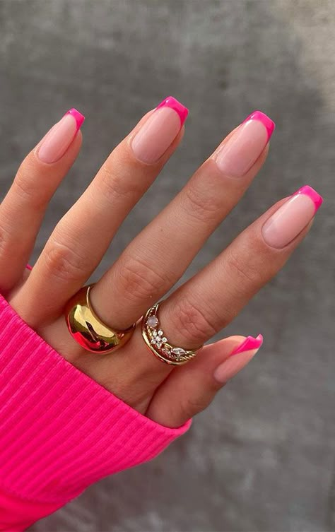 26. Pretty in Pink French Mani We love classic French manicure, nude base white tip that is so effortlessly. However if you want to... Pink Tip Nails, Unghie Sfumate, French Tip Acrylic Nails, Pink French, Cute Gel Nails, Pink Acrylic Nails, Pretty Acrylic Nails, Short Acrylic Nails, Nail Arts