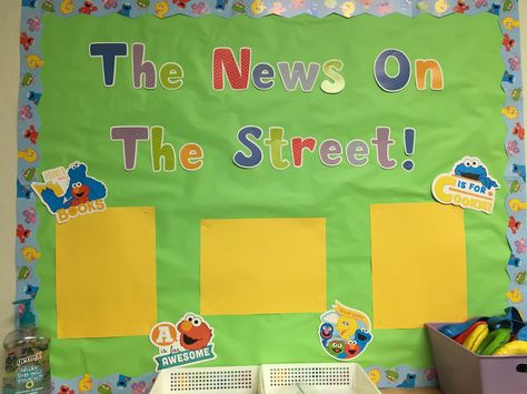 Sesame Street Bulletin Board Ideas, Sesame Street Classroom Theme, Sesame Street Classroom, Preschool Room Decor, School Year Themes, Seaseme Street, Sesame Street Signs, Daycare Classroom, Preschool Room