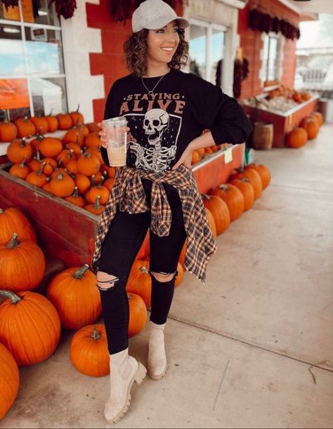 Trendy Rocker Outfits, Salem Outfits Winter, Rocker Fall Fashion, Womens Rock Outfits, Halloween Mom Outfit, Casual Fall Festival Outfit, Burnt Orange Corduroy Jacket Outfit, Salem Outfits Fall Casual, Band Tshirt Outfit Fall