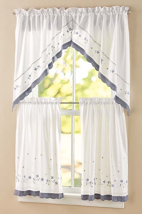 Kitchen Curtains And Valances, Pinch Pleat Draperies, Swag Curtains, Pleated Drapery, Horizontal Blinds, Perfect Bedding, Valance Window Treatments, Window Bed, Window Sizes