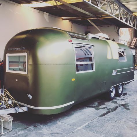 Custom Airstream, Airstream Design, Urban Camping, Spartan Trailer, Airstream Caravans, Airstream Camping, Vintage Trailers Restoration, Airstream Rv, Caravan Trailer